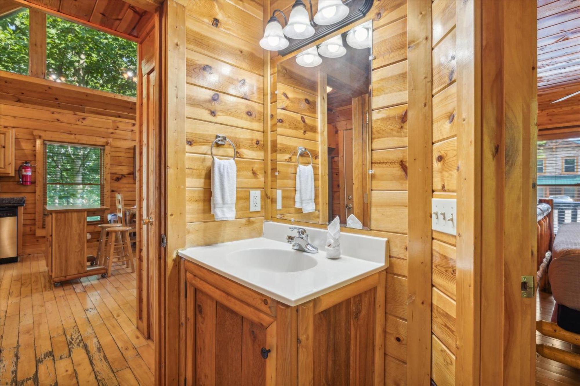 Sleepy Willow Cabin เซอเวียร์วีล ภายนอก รูปภาพ