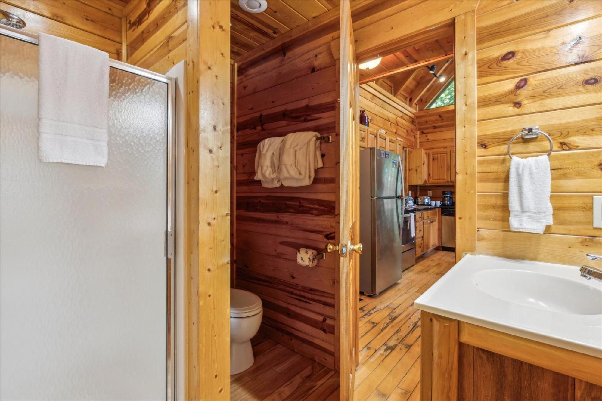 Sleepy Willow Cabin เซอเวียร์วีล ภายนอก รูปภาพ